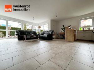 Immobilienangebot - Villingen-Schwenningen / Villingen - Alle - Wohn-Sinnig. Ohne Stufen auf einer Ebene.
Moderne 2 Zimmer auf 76 m². Plus Terrasse
und Garage.