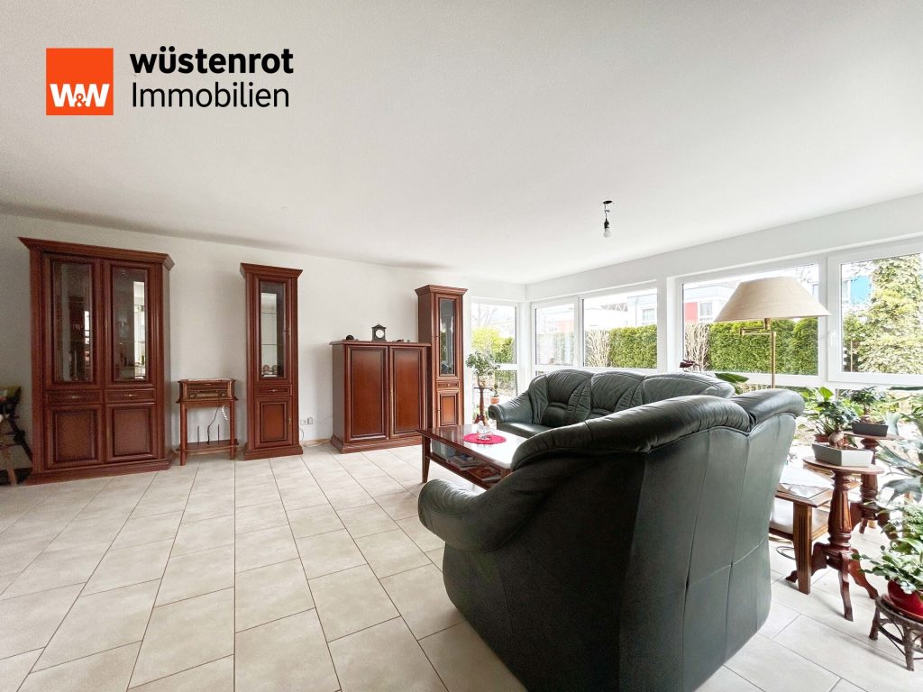 Immobilienangebot - Villingen-Schwenningen / Villingen - Alle - Wohn-Sinnig. Ohne Stufen auf einer Ebene.
Moderne 2 Zimmer auf 76 m². Plus Terrasse
und Garage.
