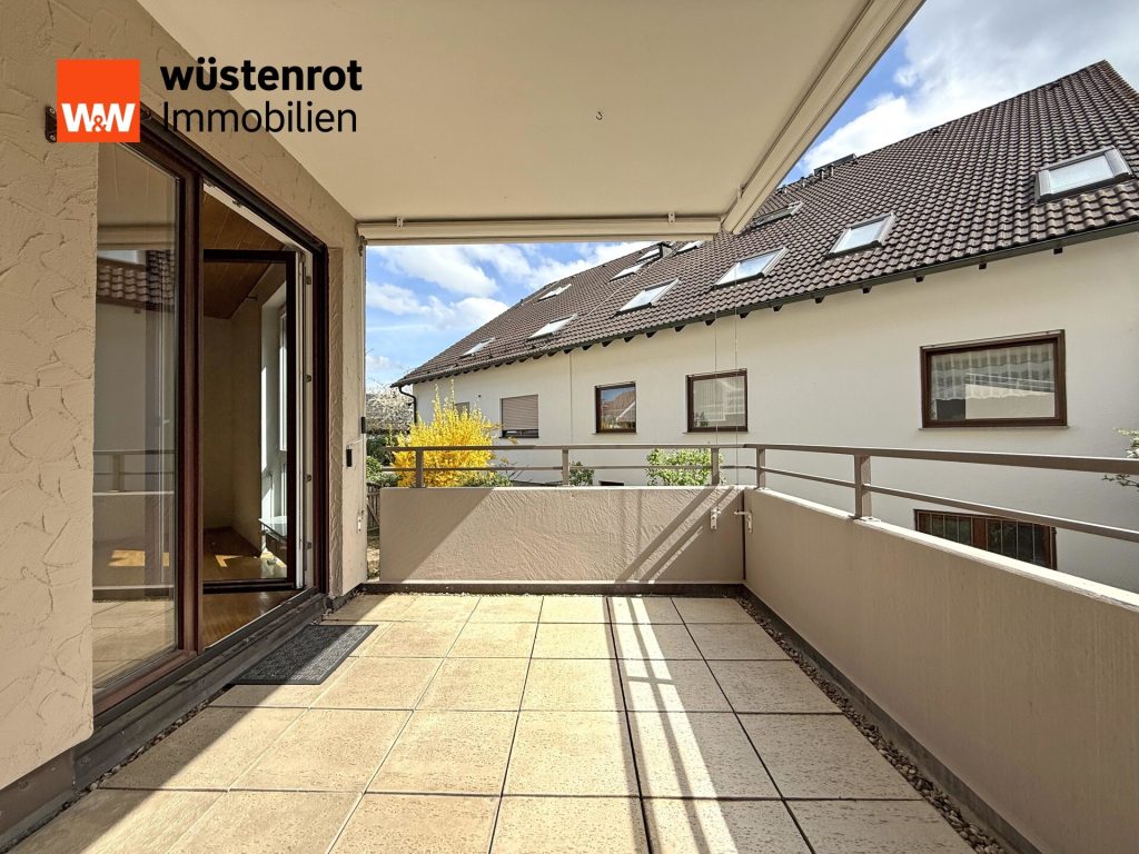 Immobilienangebot - Schönaich - Alle - Charmante 3,5-Zi.-Whg. mit großem Balkon, TG- und Außenstellplatz – sofort bezugsfrei!
