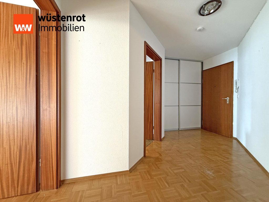 Immobilienangebot - Schönaich - Alle - Charmante 3,5-Zi.-Whg. mit großem Balkon, TG- und Außenstellplatz – sofort bezugsfrei!