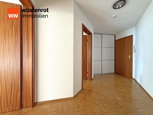 Immobilienangebot - Schönaich - Alle - Charmante 3,5-Zi.-Whg. mit großem Balkon, TG- und Außenstellplatz – sofort bezugsfrei!