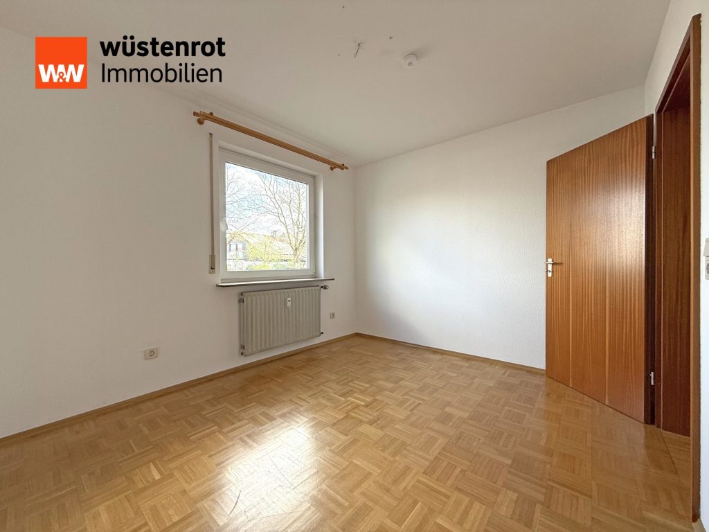 Immobilienangebot - Schönaich - Alle - Charmante 3,5-Zi.-Whg. mit großem Balkon, TG- und Außenstellplatz – sofort bezugsfrei!