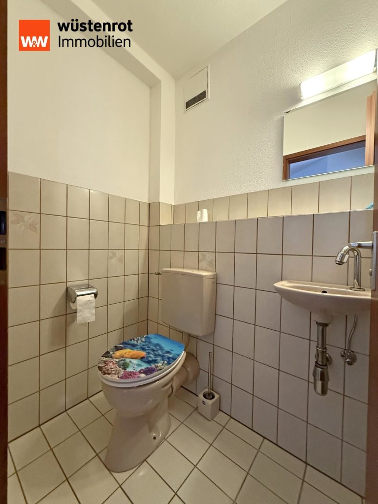 Immobilienangebot - Schönaich - Alle - Charmante 3,5-Zi.-Whg. mit großem Balkon, TG- und Außenstellplatz – sofort bezugsfrei!