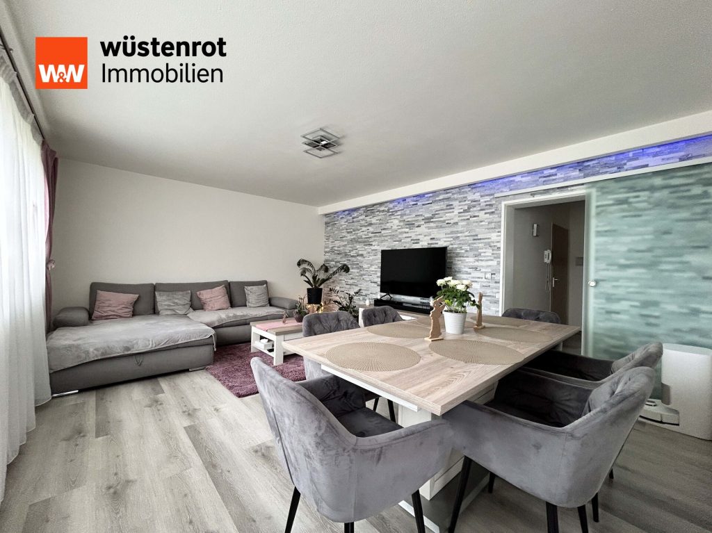 Immobilienangebot - Rietheim-Weilheim / Rietheim - Alle - Sorry...leider reserviert. Moderne 3 Zimmer
auf 76 m². TOP-Küche mit BOSCH-Geräten.
Plus Garage.