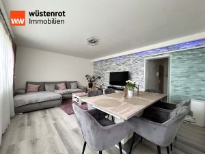 Immobilienangebot - Rietheim-Weilheim / Rietheim - Alle - Sorry...leider reserviert. Moderne 3 Zimmer
auf 76 m². TOP-Küche mit BOSCH-Geräten.
Plus Garage.