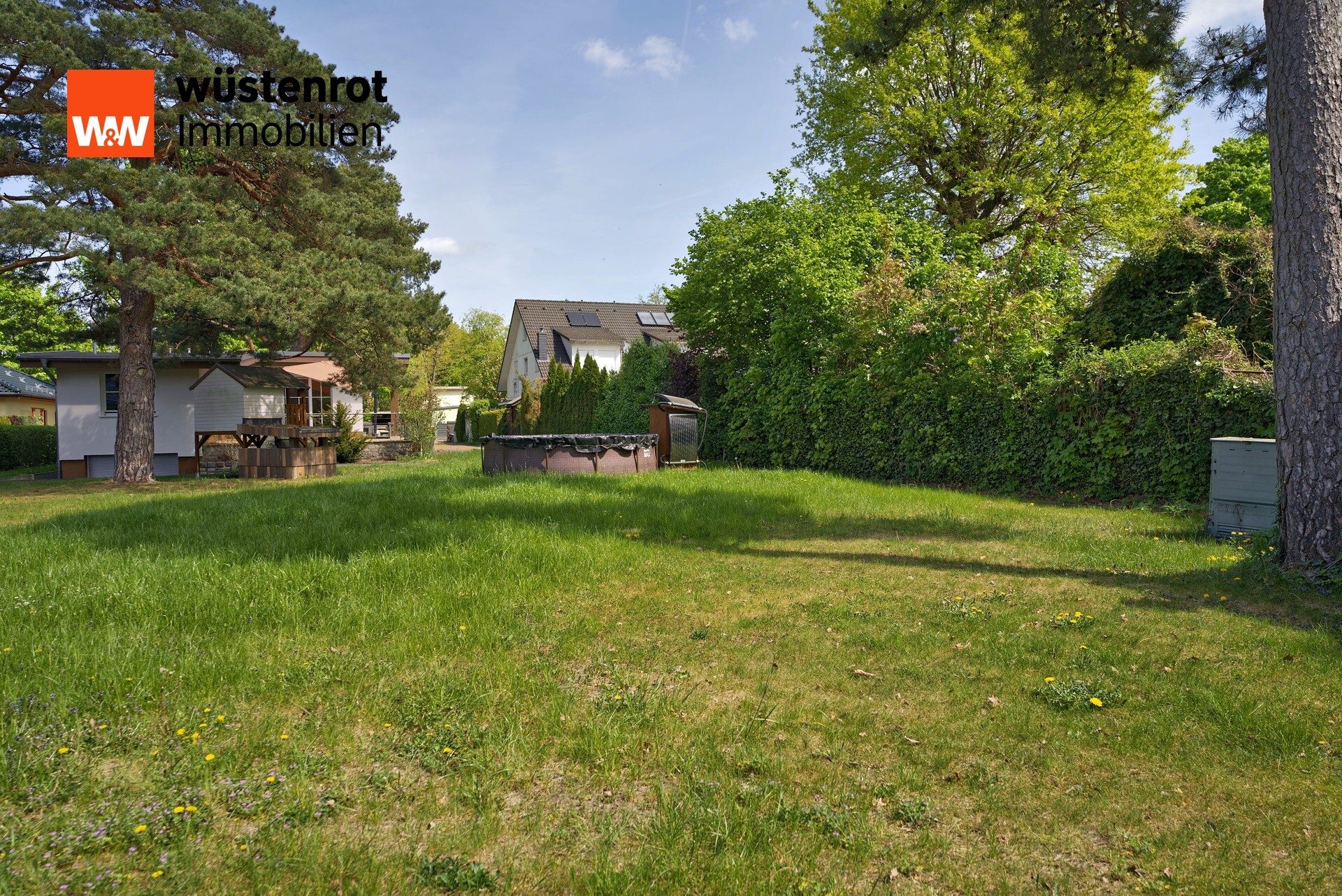 Immobilienangebot - Berlin / Mahlsdorf-Süd - Alle - Baugrundstück 950 m² mit Bestand, Garage, Schuppen und Lager