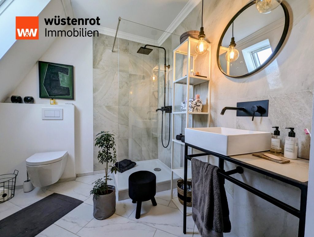 Immobilienangebot - Essen - Alle - "Exklusiv & Stilvoll: Aufwendig saniertes Traumhaus mit Liebe zum Detail!"