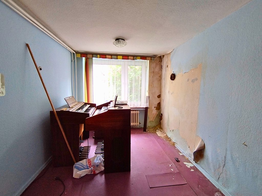 Immobilienangebot - Barntrup - Alle - Handwerker aufgepasst! Sanierungsbedürftiges Ein- bis Zweifamilienhaus mit großem Potenzial