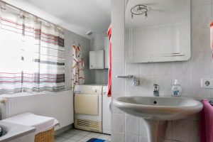 Immobilienangebot - Raisdorf - Alle - Zuhause ankommen – Ihr Einfamilienhaus im Schwentinental mit Gartenidylle und noch mehr Potential
