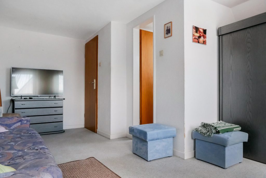 Immobilienangebot - Raisdorf - Alle - Zuhause ankommen – Ihr Einfamilienhaus im Schwentinental mit Gartenidylle und noch mehr Potential