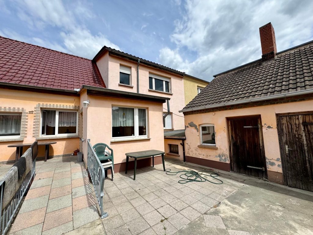 Immobilienangebot - Gräfenhainichen - Alle - Mehr als nur ein Haus – Ihr Platz für neue Ideen in Gräfenhainichen