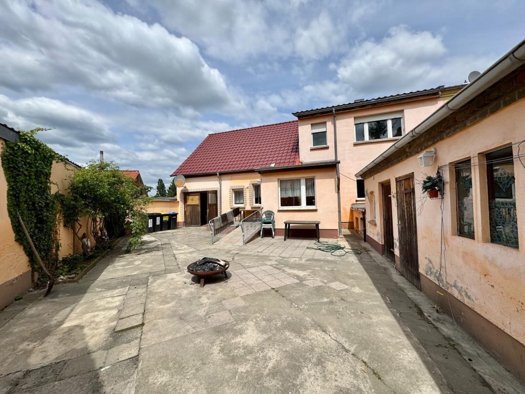 Immobilienangebot - Gräfenhainichen - Alle - Mehr als nur ein Haus – Ihr Platz für neue Ideen in Gräfenhainichen