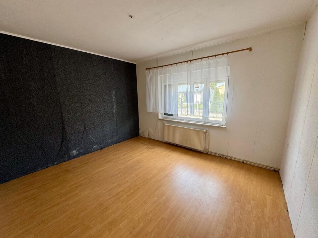 Immobilienangebot - Gräfenhainichen - Alle - Mehr als nur ein Haus – Ihr Platz für neue Ideen in Gräfenhainichen
