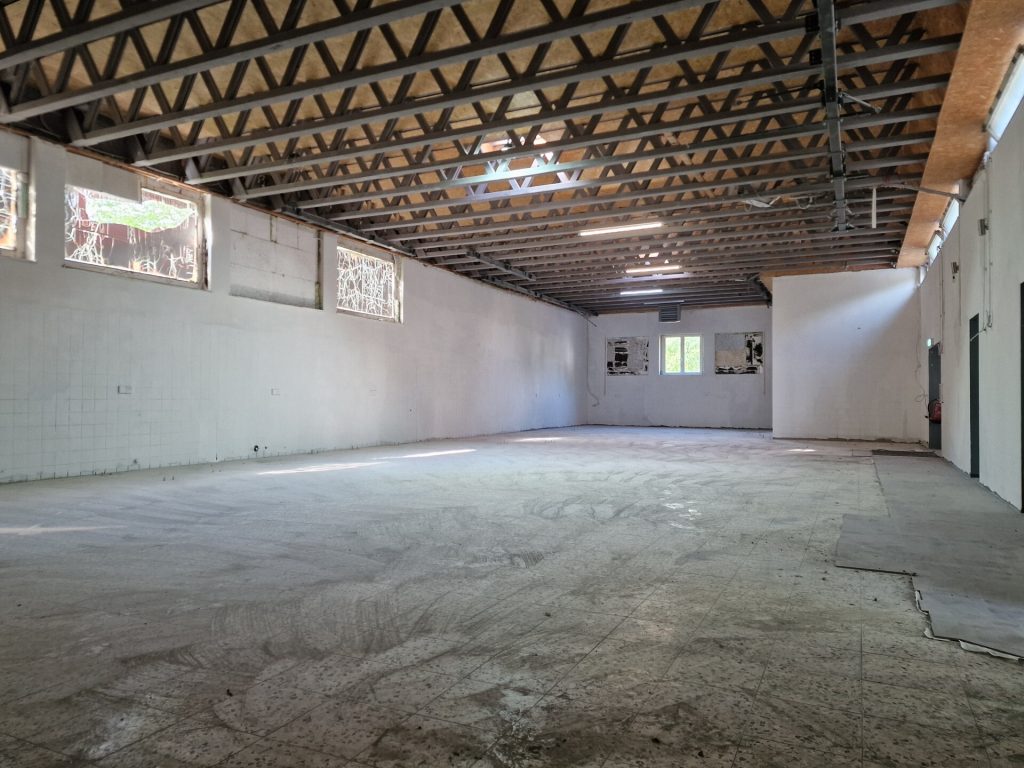 Immobilienangebot - Albstadt - Pfeffingen - Alle - Perfekt kombiniert! Gewerbe -und Wohnfläche unter einem Dach!