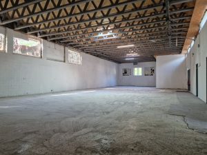 Immobilienangebot - Albstadt - Pfeffingen - Alle - Perfekt kombiniert! Gewerbe -und Wohnfläche unter einem Dach!