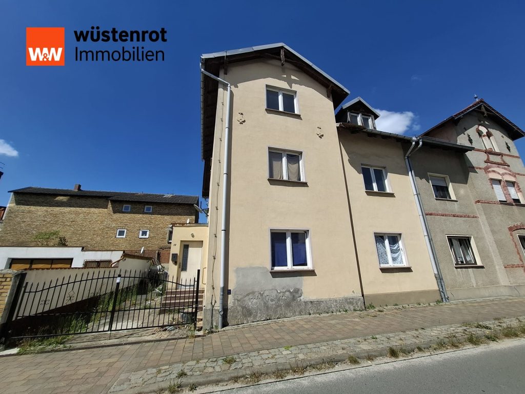 Immobilienangebot - Zahna - Alle - Investitionsperle! Bezugsfreies Mehrfamilienhaus mit Potenzial für eine attraktive Rendite!