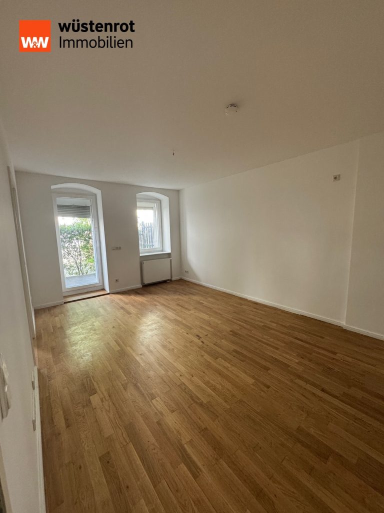 Immobilienangebot - Berlin Friedrichshain - Alle - Bezugsfreie Wohnung im attraktiven Friedrichshain-Kiez unweit Ostkreuz mit Terrasse zum Innenhof