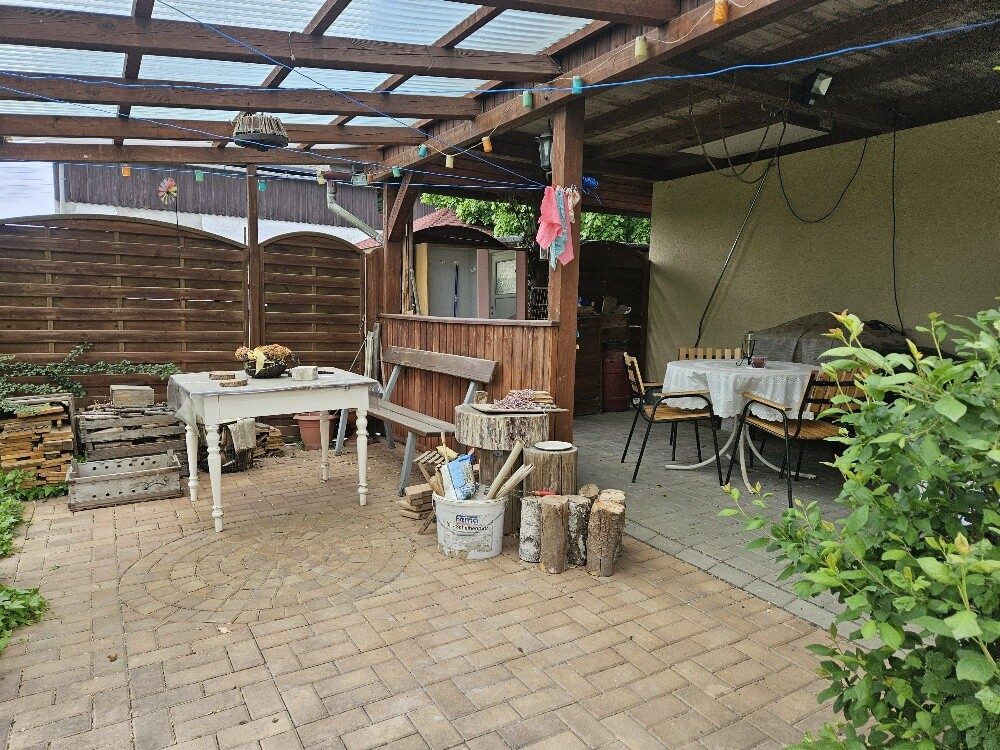 Immobilienangebot - Steinigtwolmsdorf / Weifa - Alle - Großzügiges Einfamilienhaus mit Einliegerwohnung im schönen Weifa