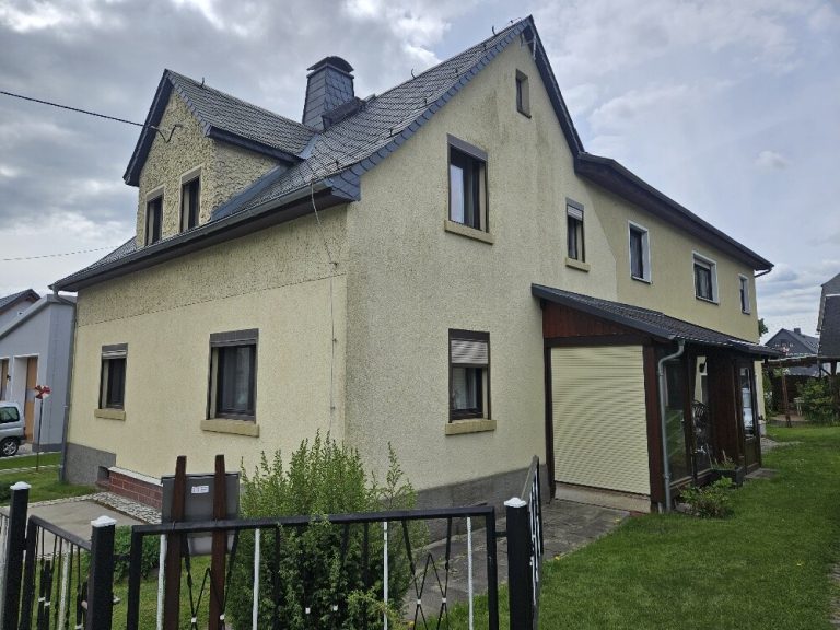 Immobilienangebot - Steinigtwolmsdorf / Weifa - Alle - Großzügiges Einfamilienhaus mit Einliegerwohnung im schönen Weifa