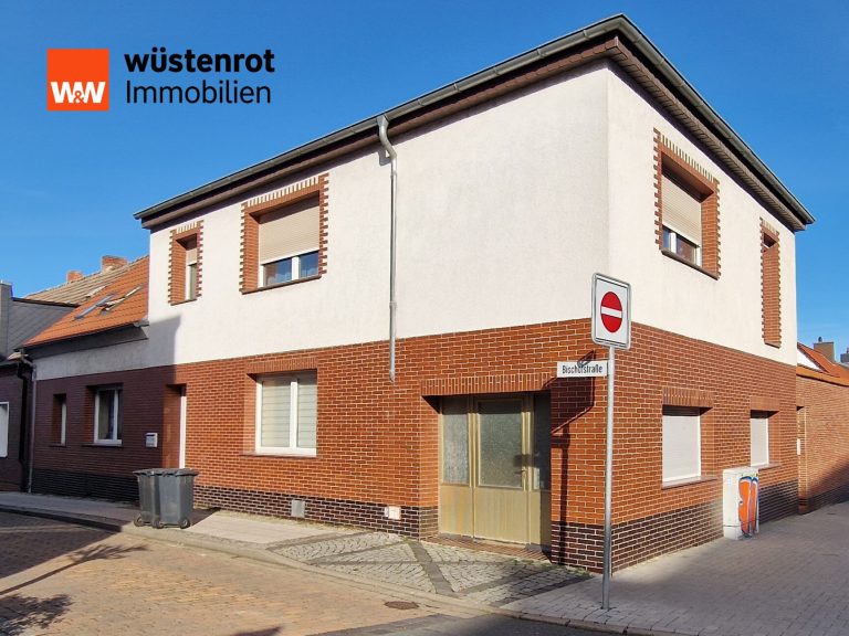 Immobilienangebot - Staßfurt - Alle - Staßfurt- attraktives vermietetes Mehrfamilienhaus mit Gewerbe- Anbau Baujahr 1995