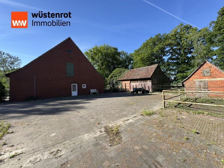 Immobilienangebot - Eydelstedt - Alle - Wohnhaus mit Pferdestall und Nebengebäude in Eydelstedt zu verkaufen