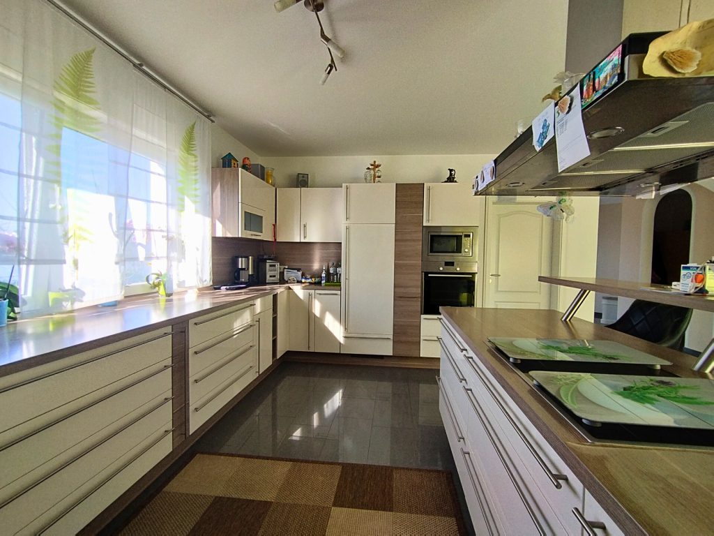 Immobilienangebot - Lage - Alle - modernes und hochwertiges Einfamilienhaus in Lage