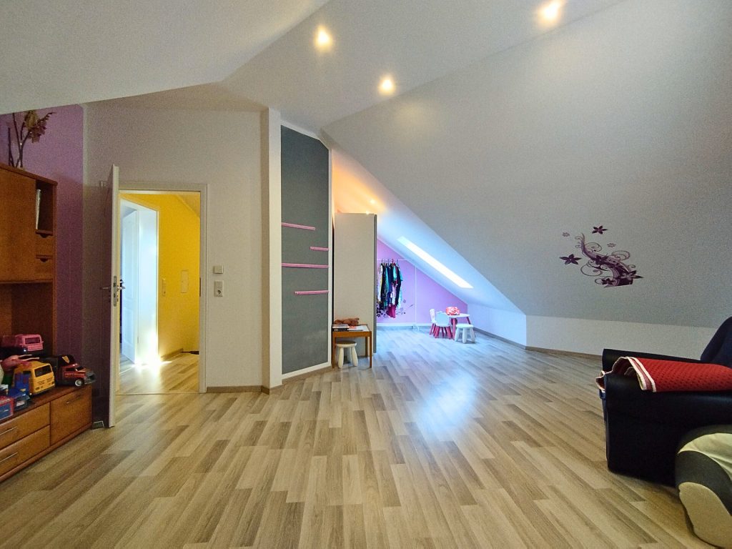 Immobilienangebot - Lage - Alle - modernes und hochwertiges Einfamilienhaus in Lage
