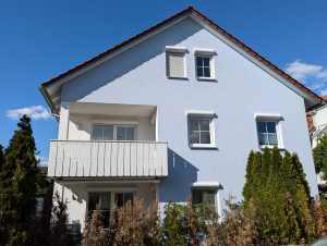 Immobilienangebot - Erlangen / Alterlangen - Alle - Mehrfamilienhaus mit drei Wohnungen in Top-Zustand, fast neuwertig. 

Bevorzugte Wohnlage in Alterlangen