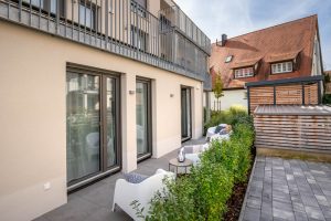Immobilienangebot - Erlangen-Buckenhof - Alle - Erlangen-Ost: 

Neuwertige Wohneinheit mit 5 möblierten Apartments / Wohnungen.

Gewerblich vermietet für Kurzzeit-Nutzung.