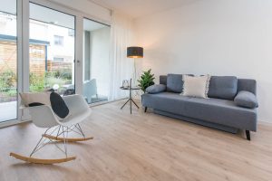 Immobilienangebot - Erlangen-Buckenhof - Alle - Erlangen-Ost: 

Neuwertige Wohneinheit mit 5 möblierten Apartments / Wohnungen.

Gewerblich vermietet für Kurzzeit-Nutzung.