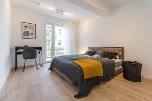 Immobilienangebot - Erlangen-Buckenhof - Alle - Erlangen-Ost: 

Neuwertige Wohneinheit mit 5 möblierten Apartments / Wohnungen.

Gewerblich vermietet für Kurzzeit-Nutzung.
