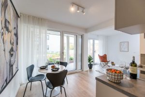 Immobilienangebot - Erlangen-Buckenhof - Alle - Erlangen-Ost: 

Neuwertige Wohneinheit mit 5 möblierten Apartments / Wohnungen.

Gewerblich vermietet für Kurzzeit-Nutzung.