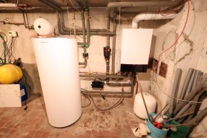 Immobilienangebot - Lohmar - Alle - Mit 3D: Freistehendes Einfamilienhaus zum Selbstverwirklichen - Renovierungsbedürftig mit Potenzial.