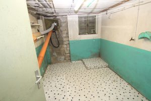 Immobilienangebot - Lohmar - Alle - Mit 3D: Freistehendes Einfamilienhaus zum Selbstverwirklichen - Renovierungsbedürftig mit Potenzial.