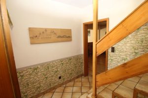 Immobilienangebot - Lohmar - Alle - Mit 3D: Freistehendes Einfamilienhaus zum Selbstverwirklichen - Renovierungsbedürftig mit Potenzial.