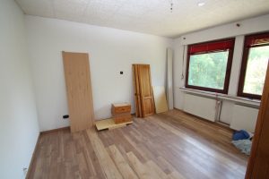 Immobilienangebot - Lohmar - Alle - Mit 3D: Freistehendes Einfamilienhaus zum Selbstverwirklichen - Renovierungsbedürftig mit Potenzial.