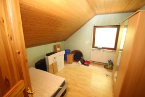 Immobilienangebot - Lohmar - Alle - Mit 3D: Freistehendes Einfamilienhaus zum Selbstverwirklichen - Renovierungsbedürftig mit Potenzial.