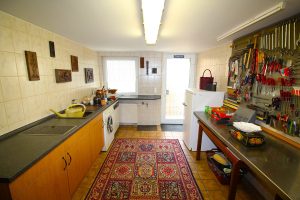 Immobilienangebot - Brühl - Alle - Top gepflegtes, rustikales "Schmuckstück" mit offener Bauweise, ELW, Garage und wunderschönem Garten