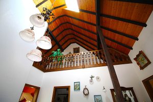 Immobilienangebot - Brühl - Alle - Top gepflegtes, rustikales "Schmuckstück" mit offener Bauweise, ELW, Garage und wunderschönem Garten