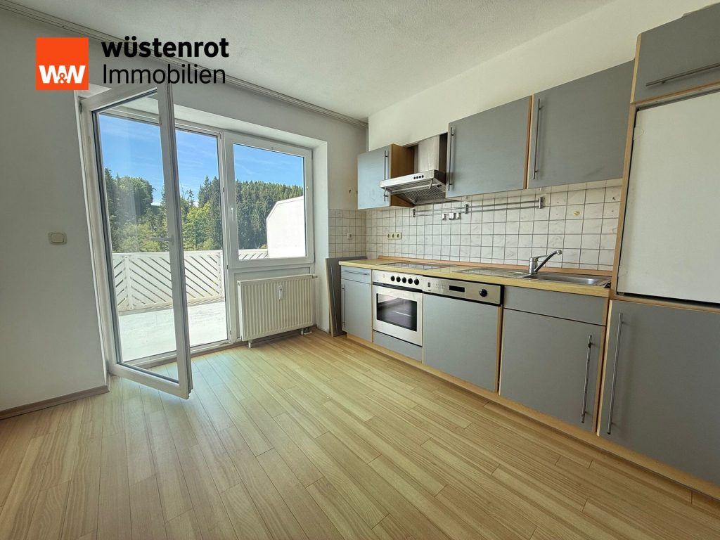 Immobilienangebot - Bischofsmais - Alle - 2-Zimmer Souterrainwohnung mit großem Südbalkon
