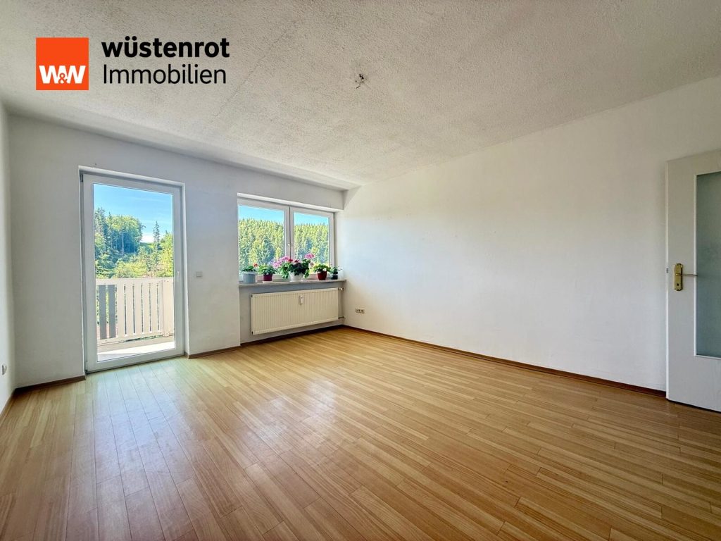 Immobilienangebot - Bischofsmais - Alle - Gemütliche 2-Zimmerwohnung mit großem Südbalkon und tollen Ausblick