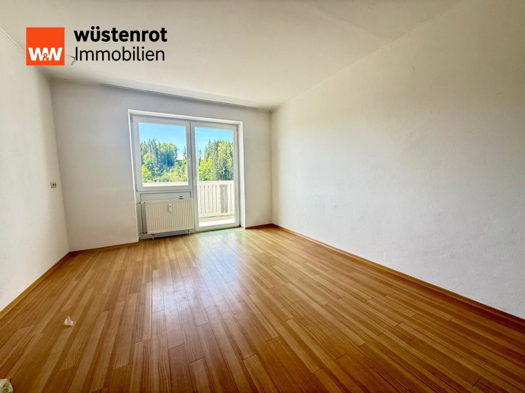 Immobilienangebot - Bischofsmais - Alle - Gemütliche 2-Zimmerwohnung mit großem Südbalkon und tollen Ausblick