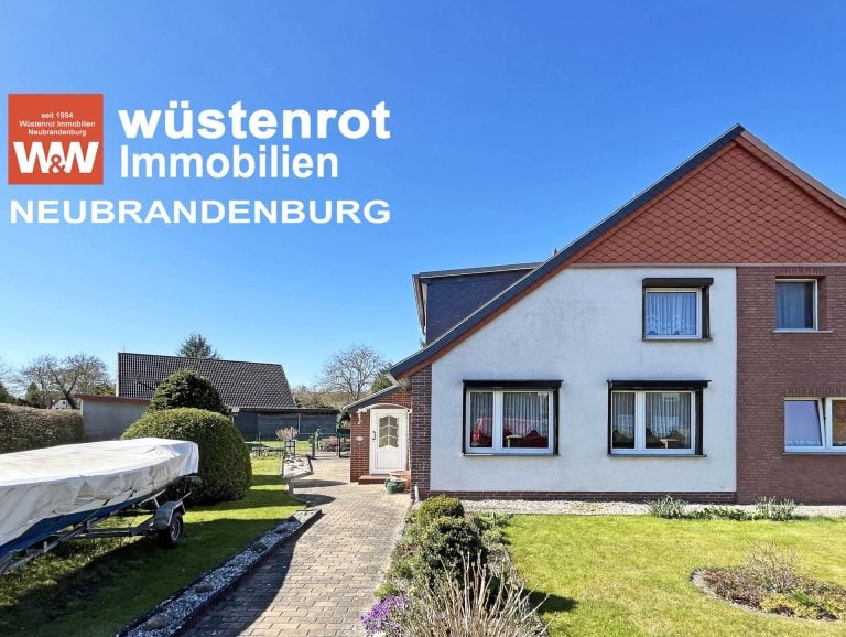 Immobilienangebot - Anklam - Alle - KOMPLETT MODERNISIERT + NEUE HEIZUNG: DOPPELHAUSHÄLFTE MIT WINTERGARTEN + EINBAUKÜCHE + DREI GARAGEN