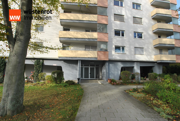 Immobilienangebot - Stuttgart / Dürrlewang - Alle - S-Dürrlewang, 2,5 Zimmer Wohnung wartet auf frische Ideen