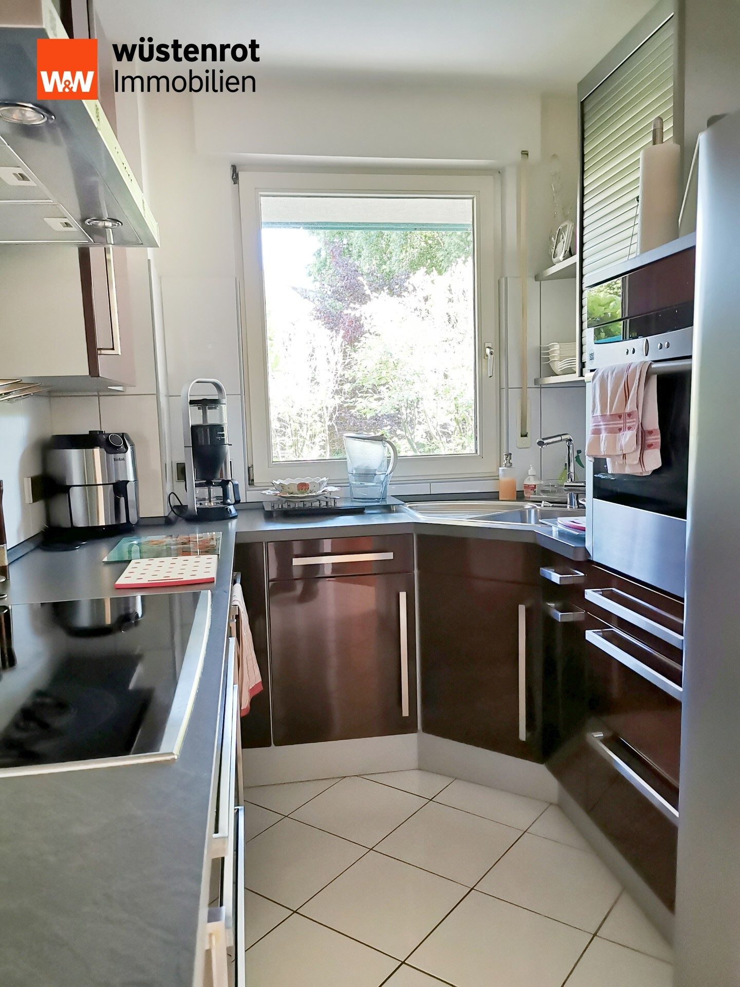 Immobilienangebot - Bergisch Gladbach / Refrath - Alle - ***Anlageobjekt! Außergewöhnliche 4-Zimmer-Wohnung mit lebenslangem Wohnrecht in Refrath!***