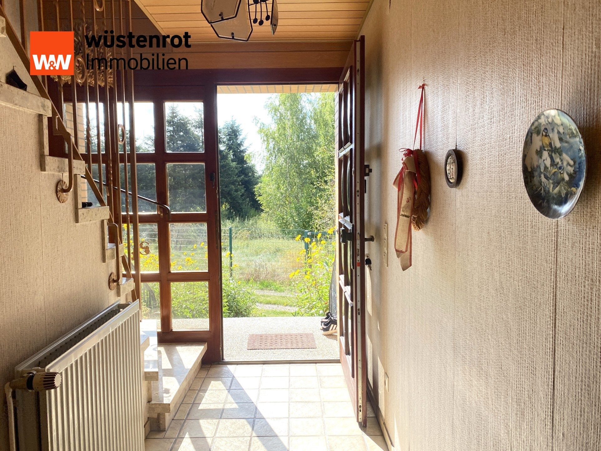 Immobilienangebot - Adenbüttel / Rolfsbüttel - Alle - Wunderschön gelegen mit Blick auf eine Pferdekoppel und Wiesen ist dieses EFH in Rolfsbüttel