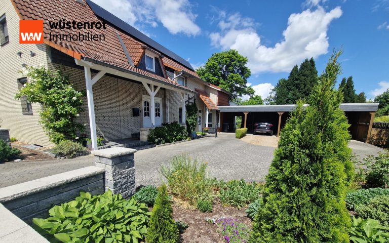 Immobilienangebot - Uetze / Eltze - Alle - EFH mit Einliegerwohnung, Photovoltaikanlage, großem Carport und Abstellfläche
