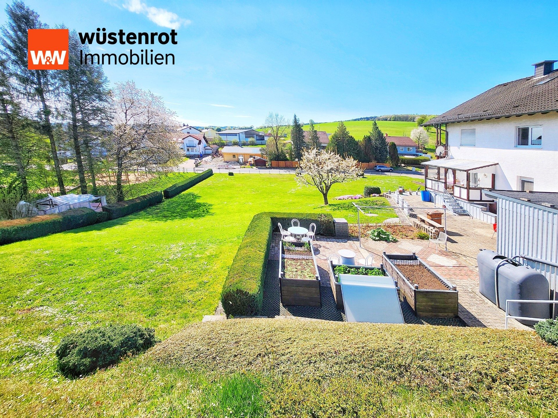 Immobilienangebot - Jossgrund / Lettgenbrunn - Alle - Alpenschönheit mit 3-FH, Neu-Anbau und 3 Bauplätzen! Lettgenbrunn mit fast 3.300 m² Grundstück: TOP!