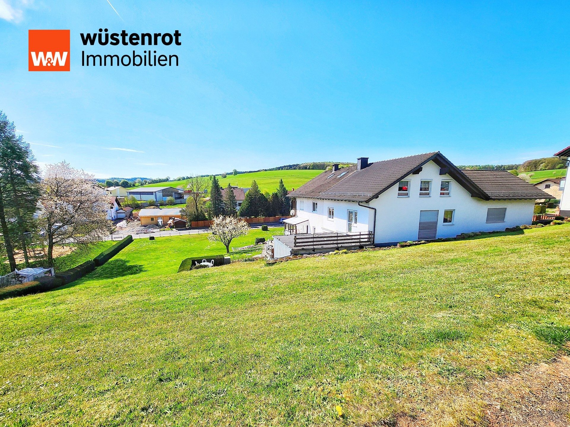 Immobilienangebot - Jossgrund / Lettgenbrunn - Alle - Alpenschönheit mit 3-FH, Neu-Anbau und 3 Bauplätzen! Lettgenbrunn mit fast 3.300 m² Grundstück: TOP!