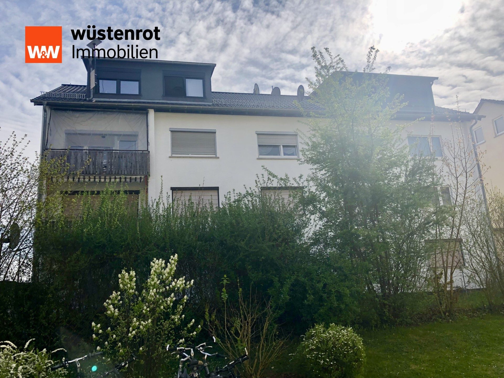 Immobilienangebot - Göppingen-Holzheim - Alle - * Göppingen-Holzheim 3 Zi-Wohnung * 
nähe B 10   auch als Kapitalanlage interessant *